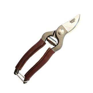 1.sécateur fermé 18cm