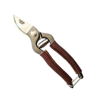 1.sécateur fermé 18cm