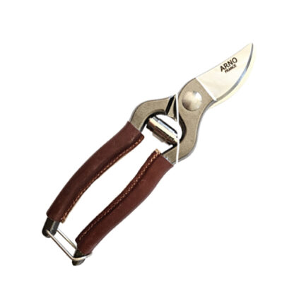 sécateur cuir main